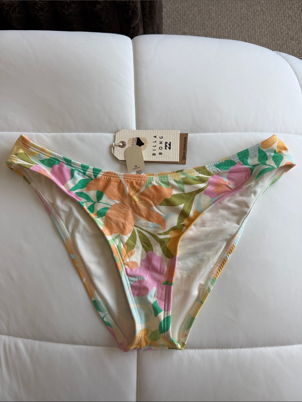 NWT Billabong Bikini Bottoms
